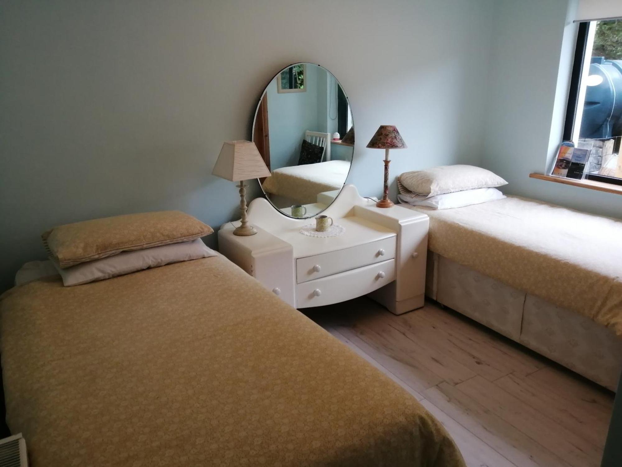 Great Lawn Kinisi 16K From The Town Centre V93 Hv56 Bed & Breakfast Laune Bridge Exterior foto